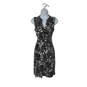 White House Black Market Classy Floral Wrap Dress | XS - SMALL